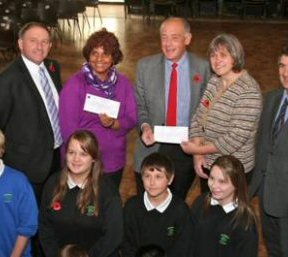 Collingwood College donates to Ocean Stars