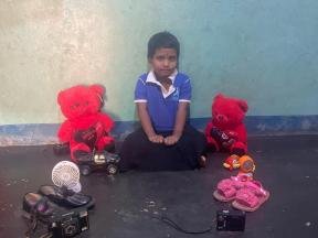 Children describing objects according to shape or size